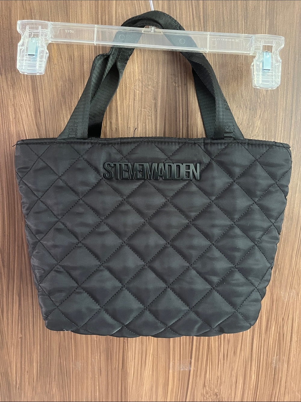 Steve Madden Black Quilted Insulated Lunch Bag